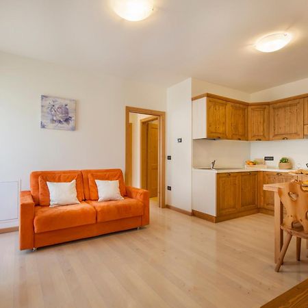 Residenza Casale Aparthotel Ponte delle Arche Kültér fotó