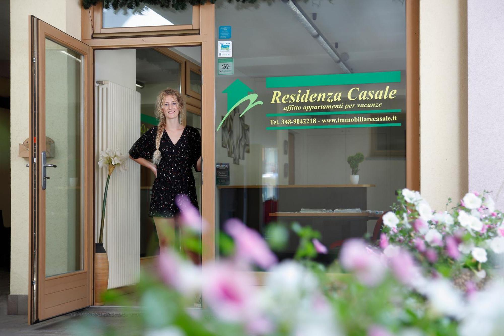 Residenza Casale Aparthotel Ponte delle Arche Kültér fotó