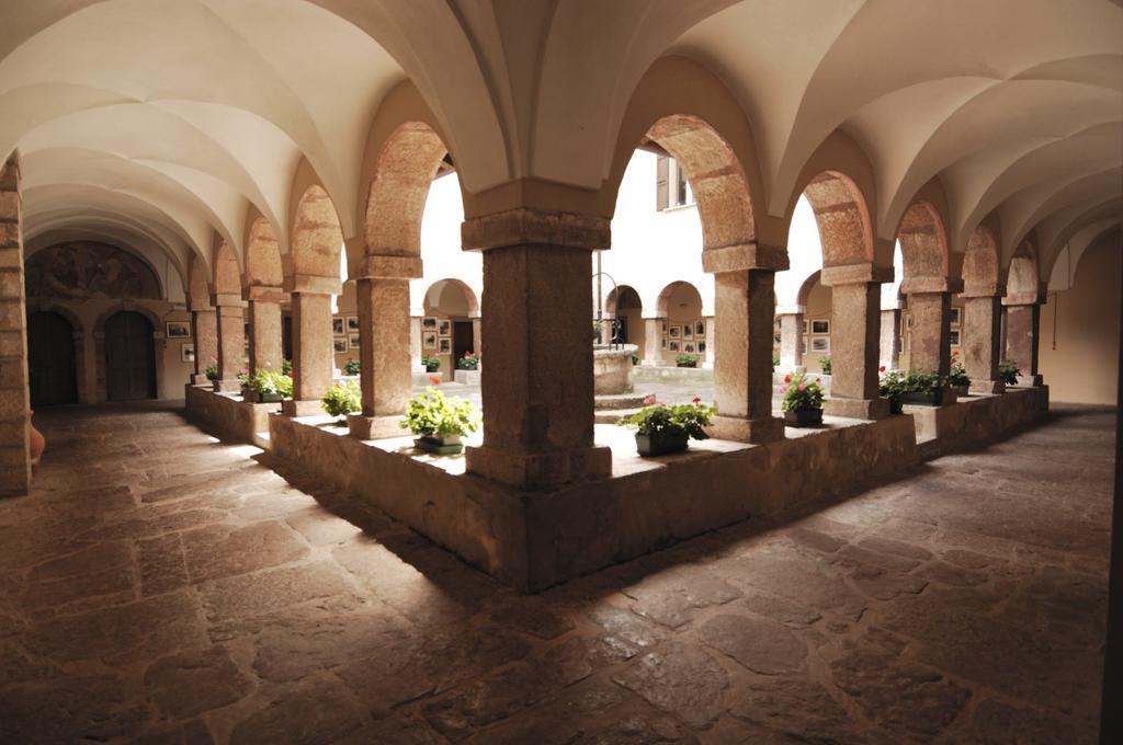 Residenza Casale Aparthotel Ponte delle Arche Kültér fotó