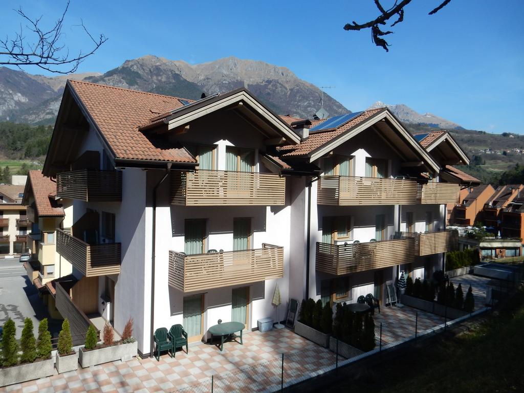 Residenza Casale Aparthotel Ponte delle Arche Kültér fotó